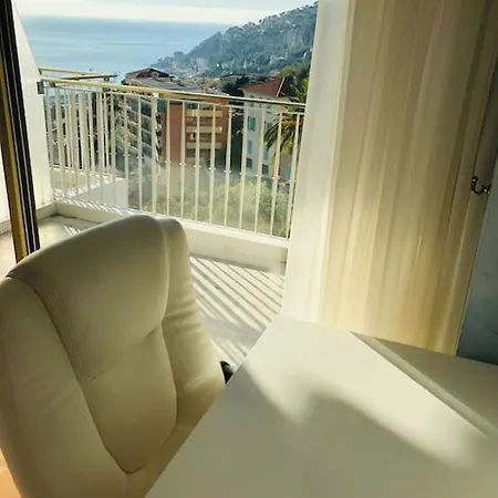 „bellevue“ * ヴィルフランシュ・シュル・メール